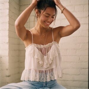 American Eagle NWT AE Mesh Ruffle Cami - Cream